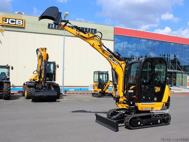 Key Attributes Precision Dimensions: With a precisely engineered 18-inch (or 450mm) width, this bucket is tailored for tasks requiring a specific digging or loading capacity. Its dimensions ensure efficient material handling and reduced spillage. Sturdy Construction: Crafted from heavy-duty materials, the JCB 8008 CTS bucket is built to withstand the toughest jobsite conditions. Its robust design guarantees long-lasting performance and minimal downtime. Versatility: The versatility of this bucket lies in its ability to adapt to various digging and loading tasks. Whether it's digging foundations, loading trucks, or excavating trenches, this bucket is a reliable workhorse. Application Spotlight Construction Sites: From residential to commercial projects, the JCB 8008 CTS bucket is a staple on construction sites. Its precision and durability make it ideal for excavating foundations, grading soil, and more. Mining Operations: In mining environments, the bucket's sturdy construction and efficient material handling capabilities make it a valuable asset. It can withstand the abrasive nature of mining materials and maintain productivity. Agricultural Excavation: Farmers and agricultural contractors alike appreciate the bucket's versatility in tasks such as digging irrigation canals, preparing fields for planting, and excavating drainage systems. Operator Benefits Ergonomic Design: The bucket's design considers operator comfort and ease of use. Its balanced weight distribution and smooth operating mechanisms reduce fatigue and increase productivity. Maintenance Simplicity: Regular maintenance is essential for any construction equipment, and the JCB 8008 CTS bucket is no exception. Its design simplifies maintenance tasks, allowing operators to quickly access and replace wear parts as needed