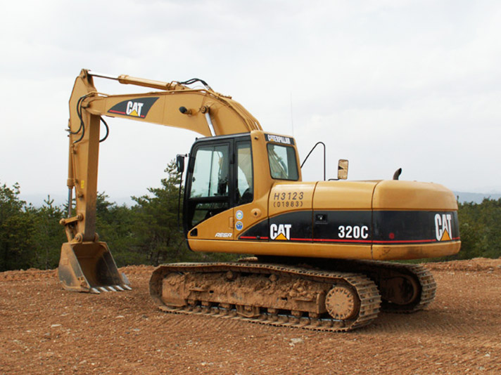 Caterpillar 320C excavator